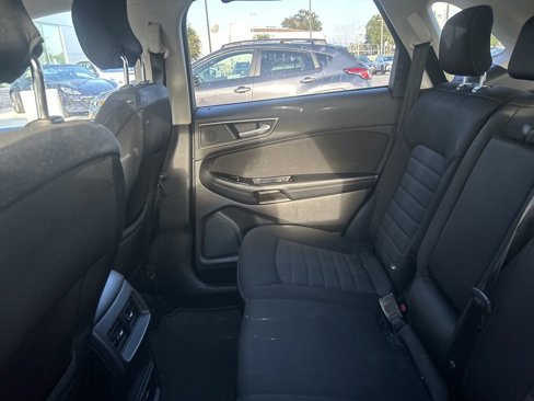 Used 2016 Ford Edge SEL image 12
