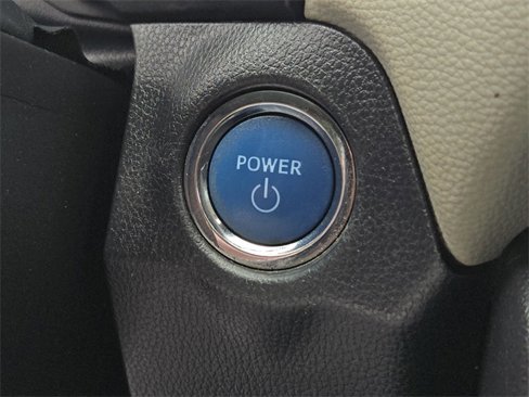 Used 2021 Toyota RAV4 XLE image 24