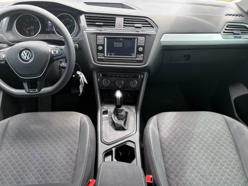 Used 2021 Volkswagen Tiguan S image 2