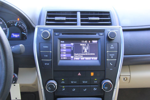 Used 2015 Toyota Camry LE image 14