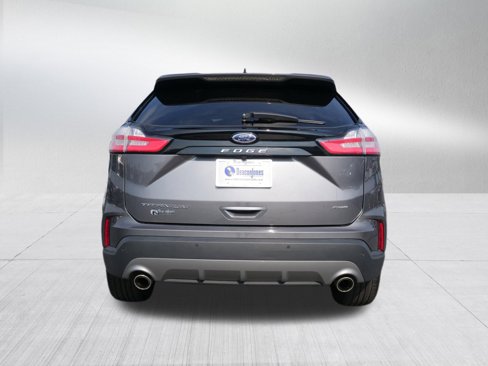 Used 2024 Ford Edge Titanium image 4