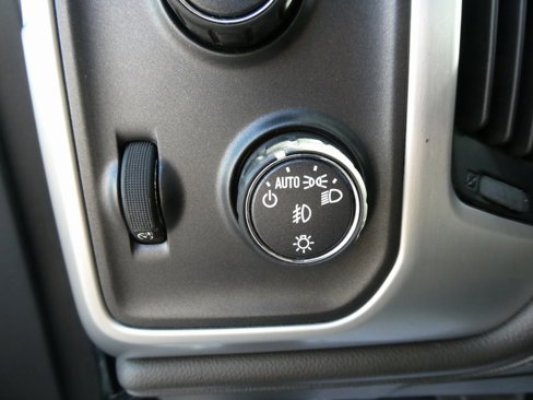 Used 2018 GMC Sierra 1500 SLT w/ SLT Premium Package image 26