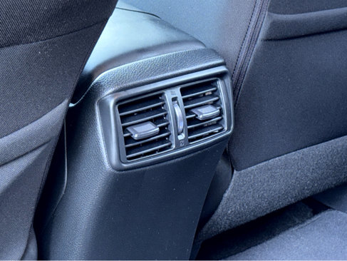 Used 2019 Nissan Rogue SV w/ Premium Package image 27