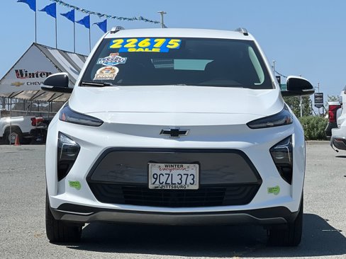Used 2022 Chevrolet Bolt EUV LT w/ Driver Confidence Package image 9