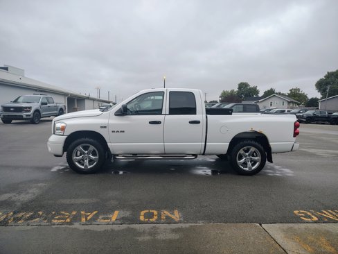 Used 2008 Dodge Ram 1500 Truck SLT w/ Sport Appearance Group image 3