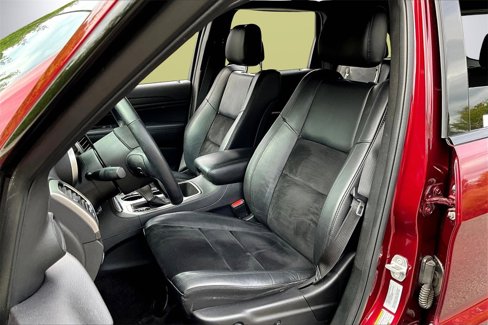 Certified 2018 Jeep Grand Cherokee Altitude image 18