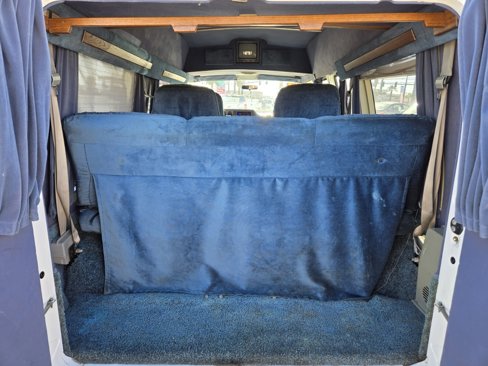 Used 1994 Dodge B2500 image 9