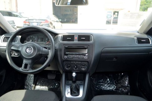 Used 2014 Volkswagen Jetta S image 40