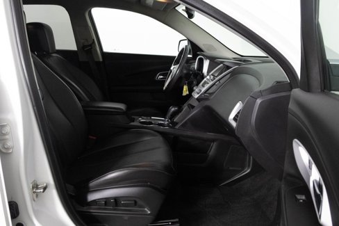 Used 2016 Chevrolet Equinox LTZ w/ Enhanced Convenience Package image 41