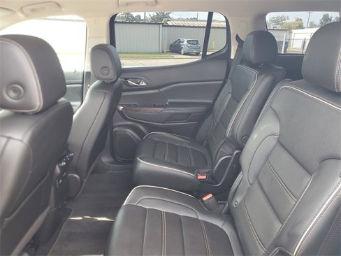 Used 2022 GMC Acadia Denali image 11