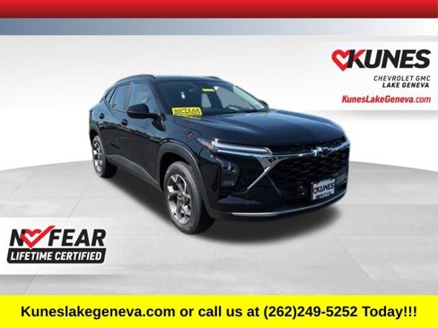New 2025 Chevrolet Trax LT w/ Driver Confidence Package image 1