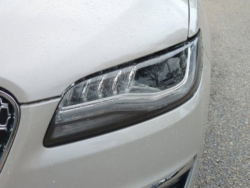 Used 2019 Lincoln MKZ Reserve image 9
