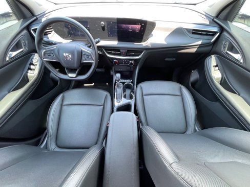 Used 2024 Buick Encore GX Sport Touring image 10