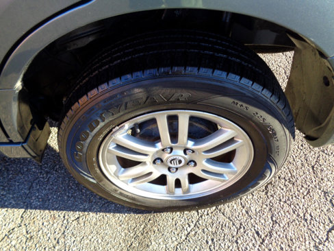 Used 2010 Mercury Mariner Premier image 25