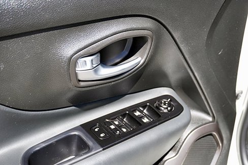 Certified 2022 Jeep Renegade Latitude image 23