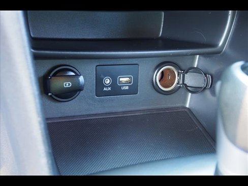 Used 2019 Hyundai Kona SE image 27