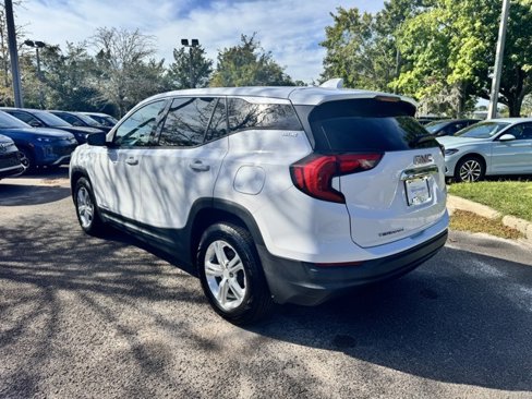 Used 2020 GMC Terrain SLE image 4