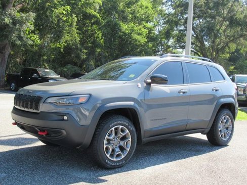 Used 2022 Jeep Cherokee Trailhawk w/ Premium Leather Package image 3