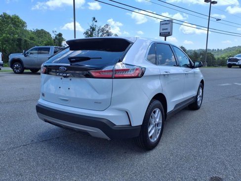 Used 2024 Ford Edge SEL image 4