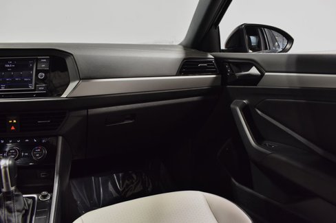 Used 2019 Volkswagen Jetta R-Line image 14