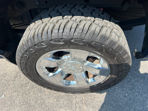 Used 2018 Chevrolet Silverado 1500 LTZ Z71 w/ LTZ Plus Package image 9