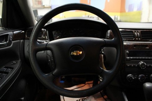 Used 2014 Chevrolet Impala Limited LS image 19