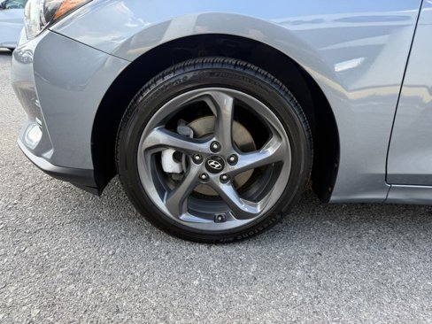 Used 2020 Hyundai Veloster 2.0 image 9