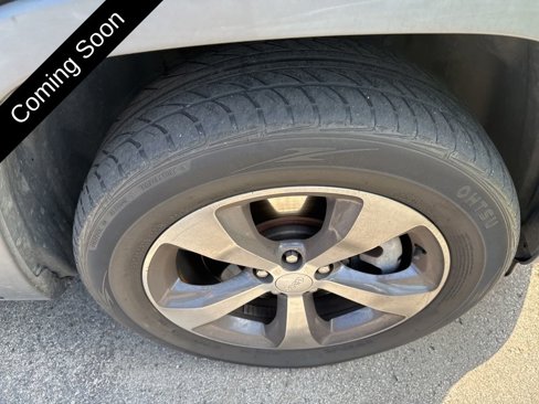 Used 2019 Jeep Cherokee Limited image 22