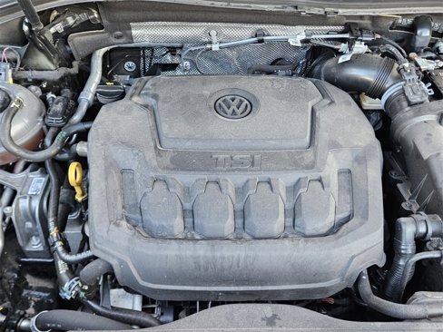 Used 2023 Volkswagen Tiguan SE image 28