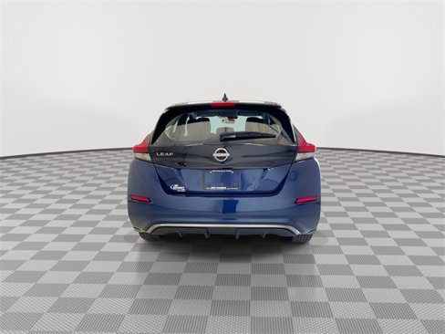Certified 2024 Nissan Leaf S image 10
