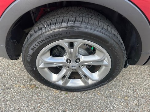 Used 2015 Ford Explorer Limited image 9