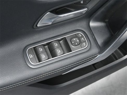 Used 2022 Mercedes-Benz A 220 image 13