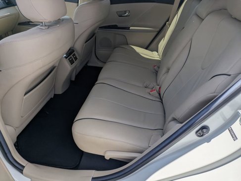 Used 2011 Toyota Venza image 25