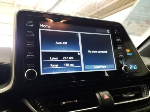 Used 2019 Toyota C-HR XLE image 7