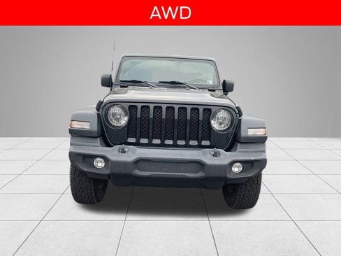 Used 2020 Jeep Wrangler Sport image 2