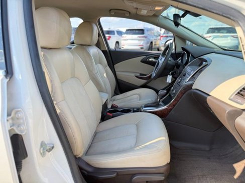 Used 2015 Buick Verano image 10