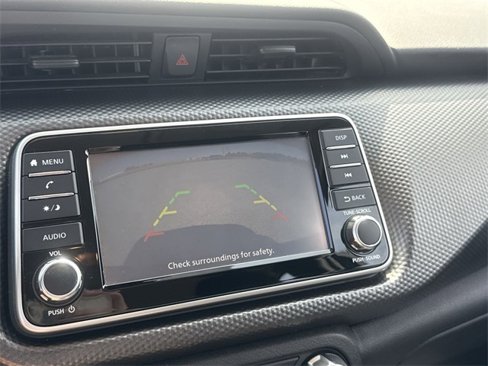 Used 2020 Nissan Kicks S image 24