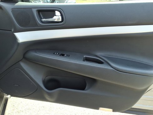 Used 2009 INFINITI G37 x w/ Premium Pkg image 7