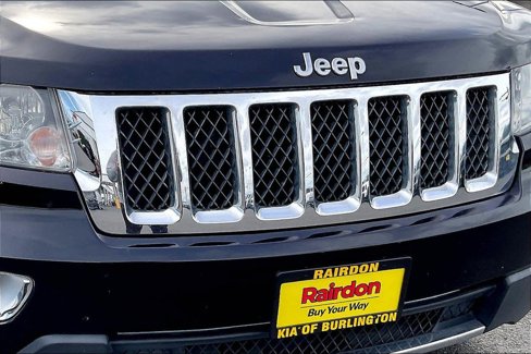 Used 2011 Jeep Grand Cherokee Overland image 29