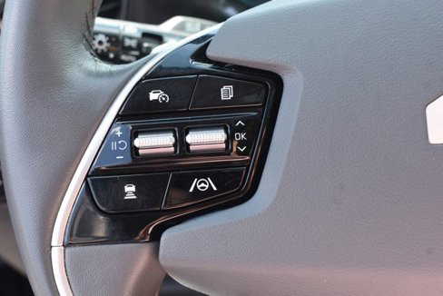 Used 2023 Kia Niro EX Touring image 22