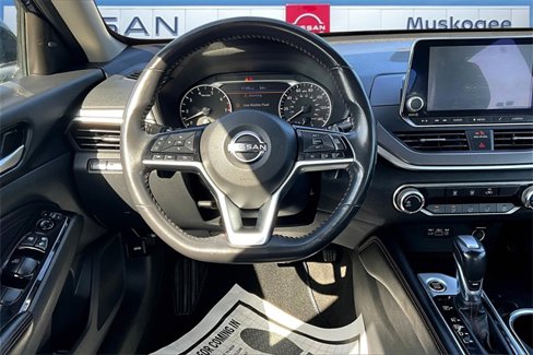 Used 2023 Nissan Altima 2.5 SR image 8