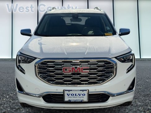 Used 2019 GMC Terrain Denali w/ Advanced Safety Package image 10