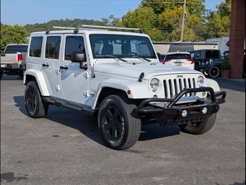 Used 2015 Jeep Wrangler Unlimited Sahara w/ Max Tow Package image 2