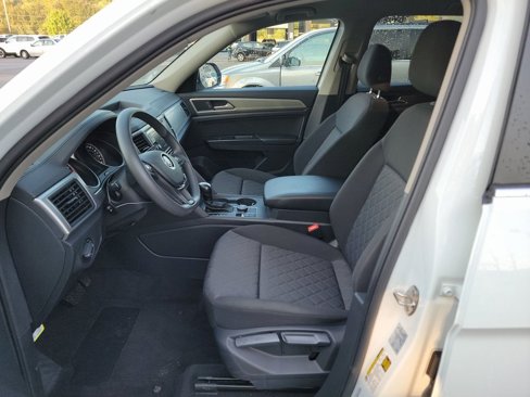 Used 2018 Volkswagen Atlas S image 3