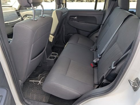 Used 2012 Jeep Liberty Sport w/ Popular Equipment Group image 12