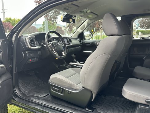 Used 2022 Toyota Tacoma SR5 image 21