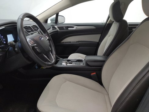 Used 2020 Ford Fusion SE w/ Equipment Group 151A image 17
