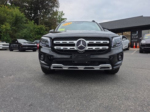 Used 2021 Mercedes-Benz GLB 250 4MATIC w/ Premium Package image 7