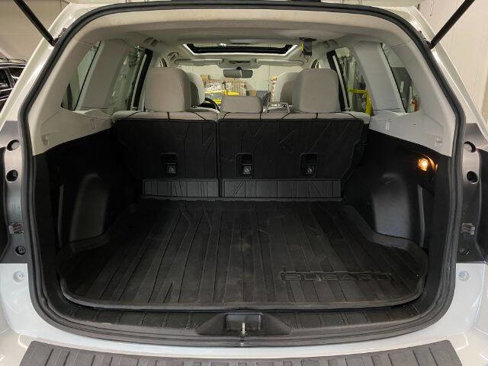 Used 2017 Subaru Forester 2.5i Premium image 14