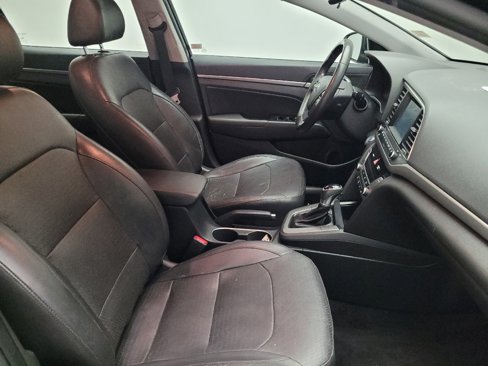 Used 2017 Hyundai Elantra Limited image 21